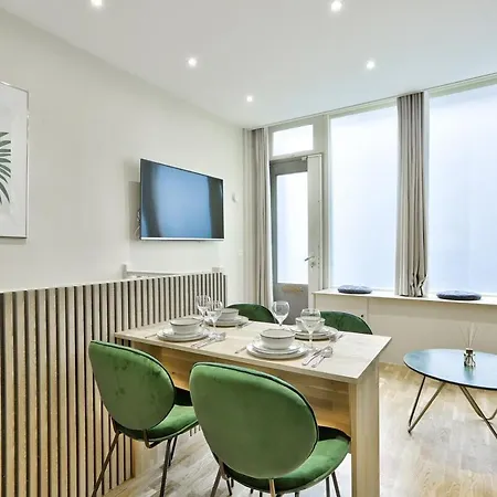 Cosy - Eiffel Tower شقة *