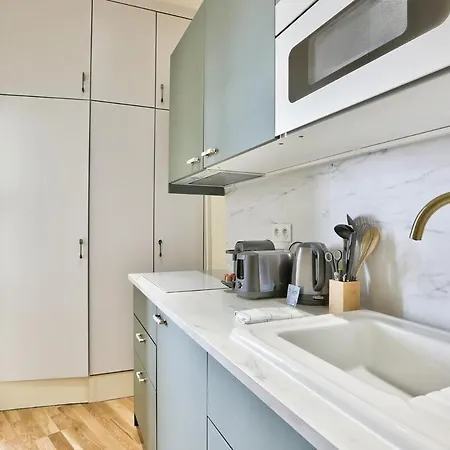 Appartement Cosy - Eiffel Tower Parijs